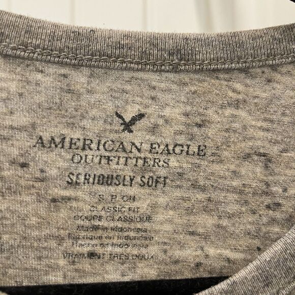 American Eagle Henley T-Shirt Mens Size S Seriously Soft Short Sleeve Gray - Picture 3 of 8